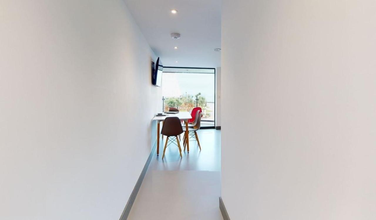 2 The View Apartments Ilfracombe - Seafront, Parking, Lift, Ev Exteriér fotografie